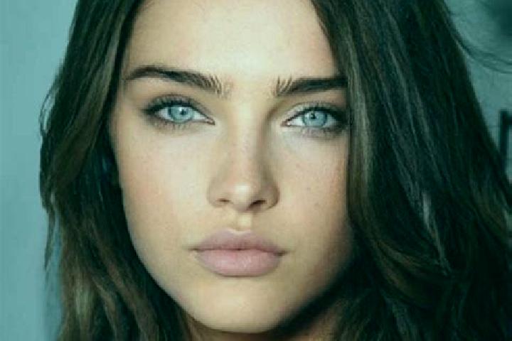 Harper, 31, a brunette blue-eyed caribbean companion based in Indralayang. Offering CIM, Striptease, Domination. Available for incall and outcall, day and ev...