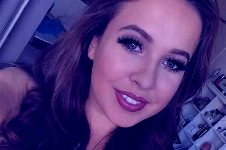 Harper, 31, a red amber-eyed caucasian companion based in Mestecko Trnavka. Offering 69, Girlfriend Experience, Erotic Massage. Available for incall and outc...