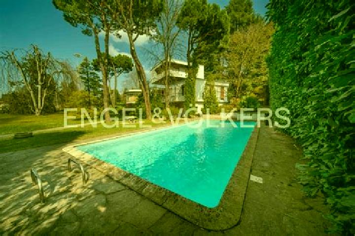 Harper, 31 — Escort in Casorate Sempione, Italy