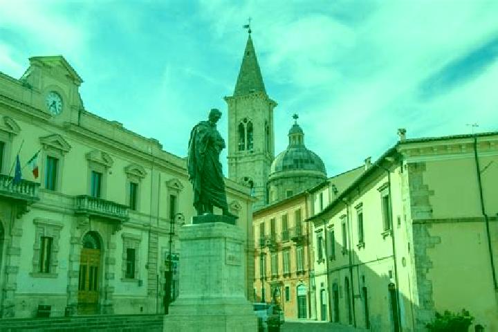 Harper, 31 — Escort in Castiglione Messer Raimondo, Italy