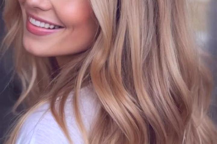 Harper, 32, a dark blonde hazel-eyed mediterranean companion based in Peralam. Offering Overnight, Massage, Fetish, Dinner Date. Available for incall and out...