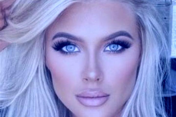 Harper, 32, a platinum blonde green-eyed caribbean companion based in Waitangi. Offering GFE, Travel Companion, A-Level. Available for incall and outcall, ov...