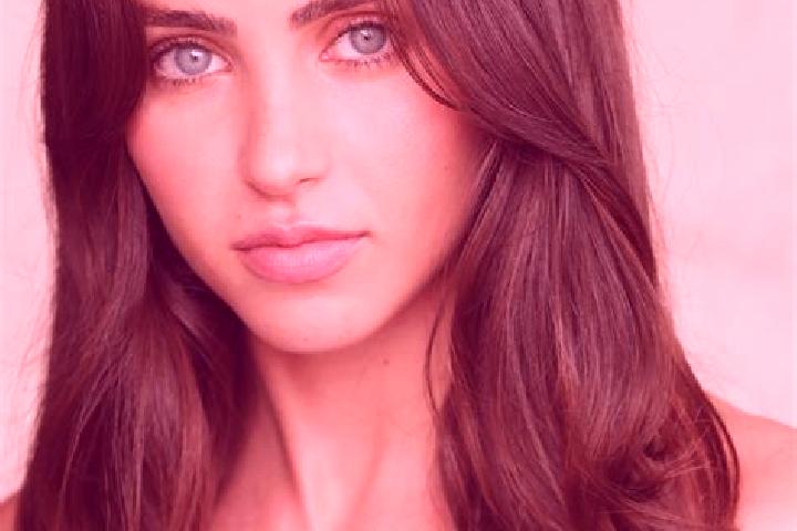 Harper, 33, a auburn dark-eyed latina companion based in Erikli. Offering Massage, Couples, Striptease. Available for incall and outcall, overnight bookings ...