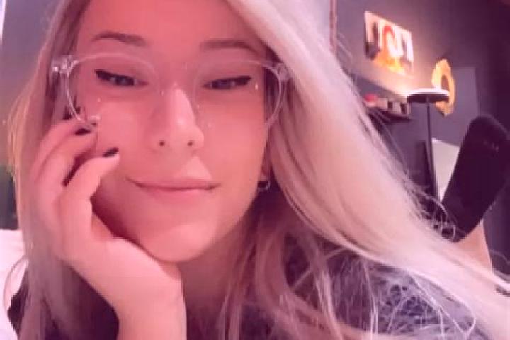 Harper, 33, a blonde grey-eyed ebony companion based in Elkville. Offering GFE, Domination, Striptease. Available for incall and outcall, day and evening dates.