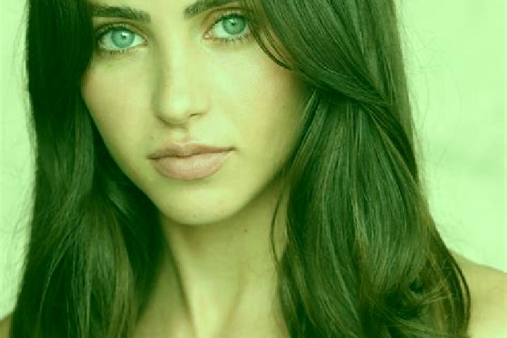 Harper, 33, a brunette blue-eyed caribbean companion based in AL-khasha upper. Offering Dinner Date, Tantra, CIM, Fetish, Massage. Available for incall and o...