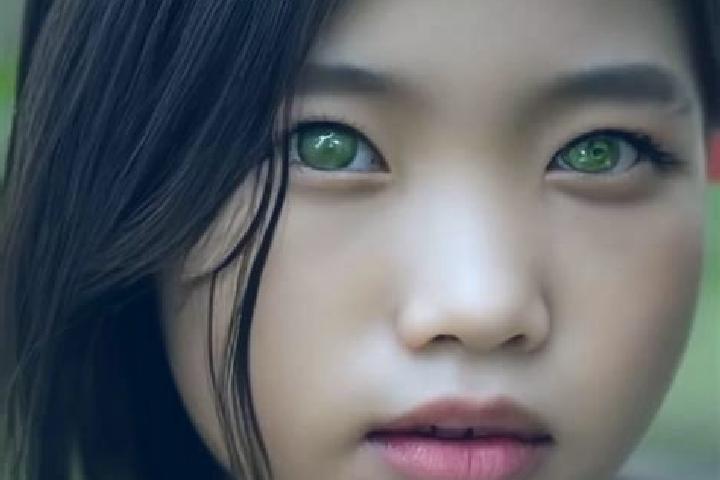 Harper, 33, a brunette green-eyed asian companion based in Fuzesabony. Offering Erotic Massage, Domination. Available for incall and outcall, day and evening...