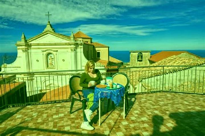 Harper, 33, a dark blonde amber-eyed latina companion based in Santa Caterina dello Ionio Marina. Offering Travel Companion, CIM, A-Level, Deep French Kissin...