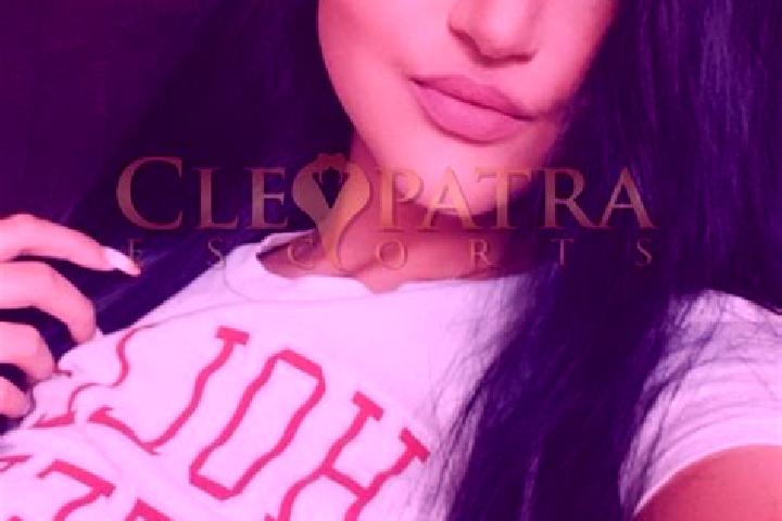 Harper, 33, a red dark-eyed mixed companion based in Gherghesti. Offering Couples, GFE, Domination, Fetish, Tantra. Available for incall and outcall, day and...