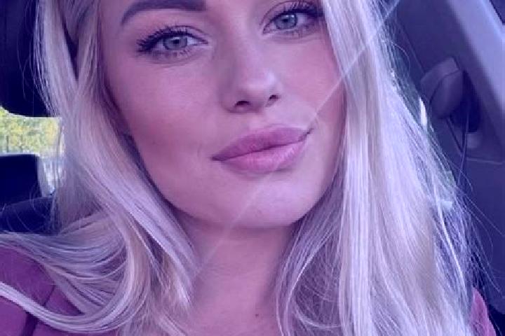 Harper, 34, a blonde hazel-eyed ebony companion based in Lunyuk Ode. Offering Fetish, Striptease, Massage, BDSM. Available for incall and outcall, day and ev...