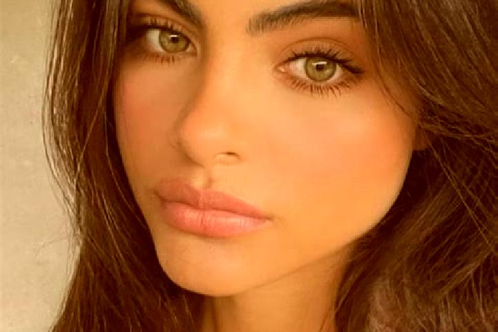 Harper, 34, a brunette dark-eyed caucasian companion based in Frankenheim. Offering Duos, Couples, A-Level, Tantra. Available for incall and outcall, day and...