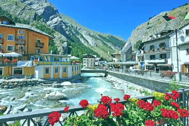 Harper, 34 — Escort in La Thuile, Italy