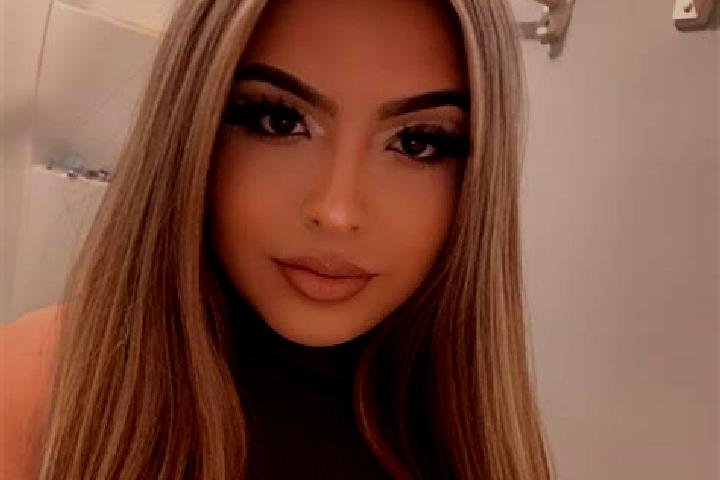 Harper, 35, a red blue-eyed mixed companion based in Birjand. Offering Girlfriend Experience, BDSM, Domination. Available for incall and outcall, overnight b...