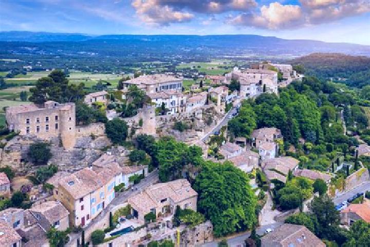 Harper, 35 — Escort in Menerbes, France