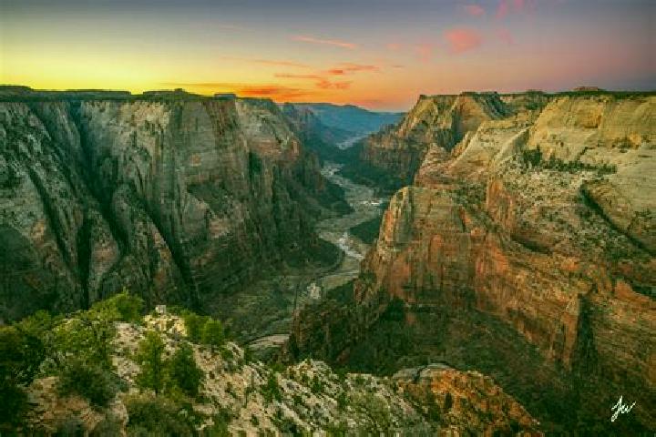 Harper, 35 — Escort in Zion, United States