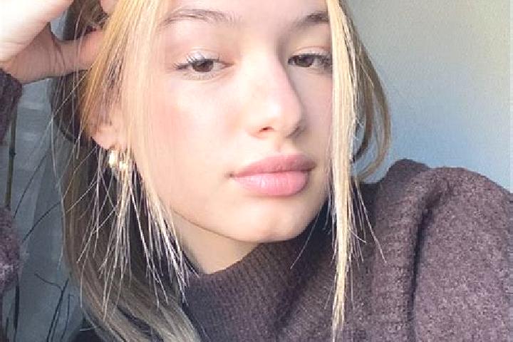 Harper, 36, a blonde brown-eyed indian companion based in Pytalovo. Offering A-Level, Deep French Kissing, CIM. Available for incall and outcall, day and eve...