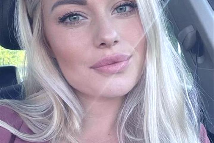 Harper, 36, a blonde hazel-eyed indian companion based in Whippany. Offering Erotic Massage, Deep French Kissing, Couples, OWO. Available for incall and outc...