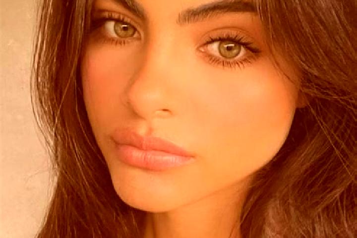 Harper, 36, a chestnut dark-eyed indian companion based in Metcalfe. Offering Roleplay, BDSM, Party Girl. Available for incall and outcall, overnight booking...