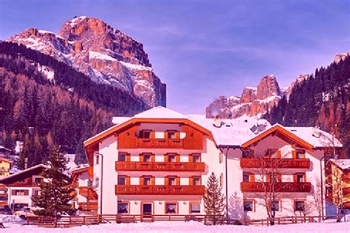 Harper, 36 — Escort in Canazei, Italy