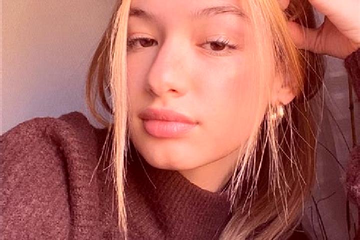 Harper, 37, a blonde brown-eyed caucasian companion based in Tann / Tann (Dorfkern). Offering 69, Erotic Massage, Deep French Kissing, Overnight. Available f...