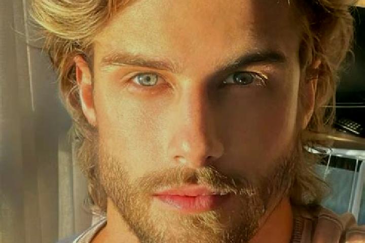 Harper, 37, a dark blonde blue-eyed caribbean companion based in Crespino. Offering Girlfriend Experience, Couples, Travel Companion. Available for incall an...