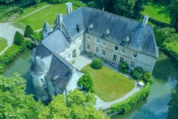Harper, 37 — Escort in Estree-Blanche, France