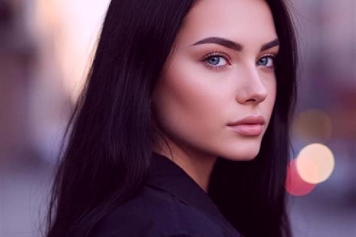 Harper, 38, a black blue-eyed latina companion based in Audierne. Offering Couples, Prostate Massage, Overnight, Party Girl, CIM. Available for incall and ou...