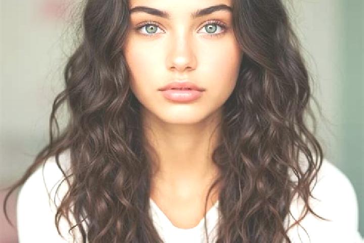 Harper, 38, a brunette dark-eyed mediterranean companion based in Prazmow. Offering Travel Companion, Duos, Tantra, OWO, Domination. Available for incall and...