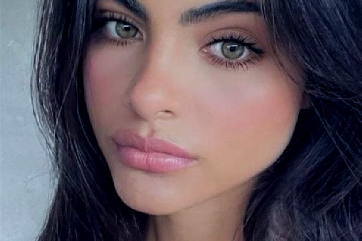 Harper, 38, a brunette green-eyed caucasian companion based in Chambles. Offering Overnight, Travel Companion, Couples. Available for incall and outcall, day...