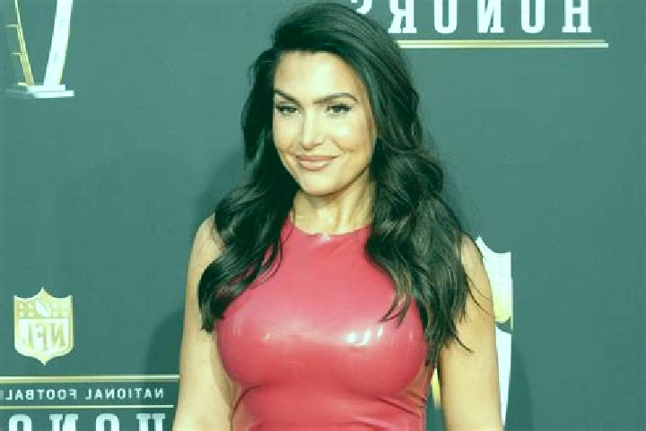 Harper, 38 — Escort in Querum - Wabenkamp, Germany