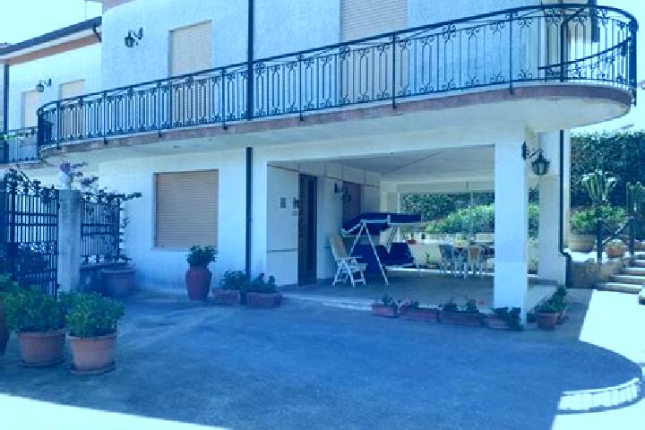 Harper, 38 — Escort in San Ciro-Ulmi-Filci, Italy