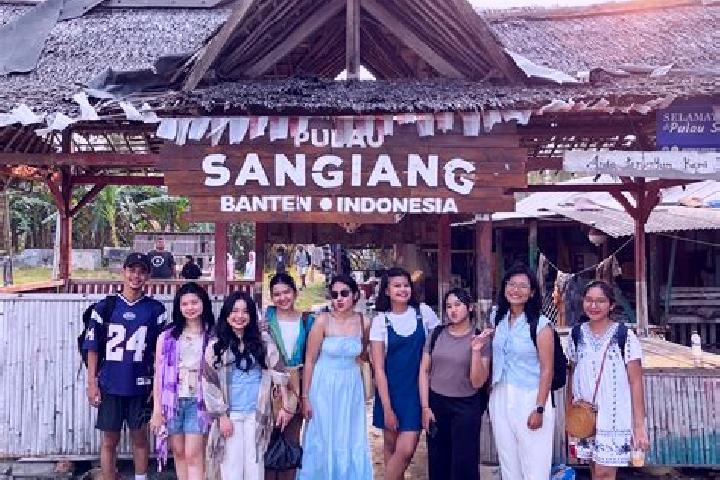 Harper, 38 — Escort in Sangiang, Indonesia