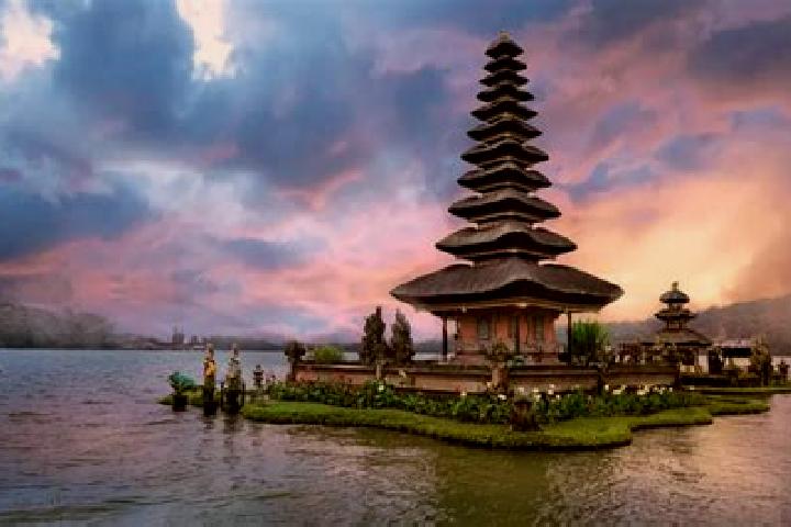 Harper, 38 — Escort in Sukasada, Indonesia