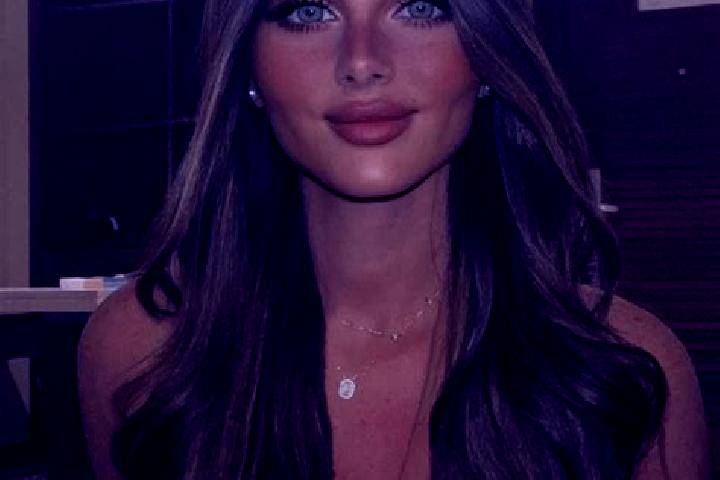 Harper, 39, a brunette dark-eyed european companion based in Kuala Geris. Offering Overnight, Party Girl, 69, CIM. Available for incall and outcall, overnigh...