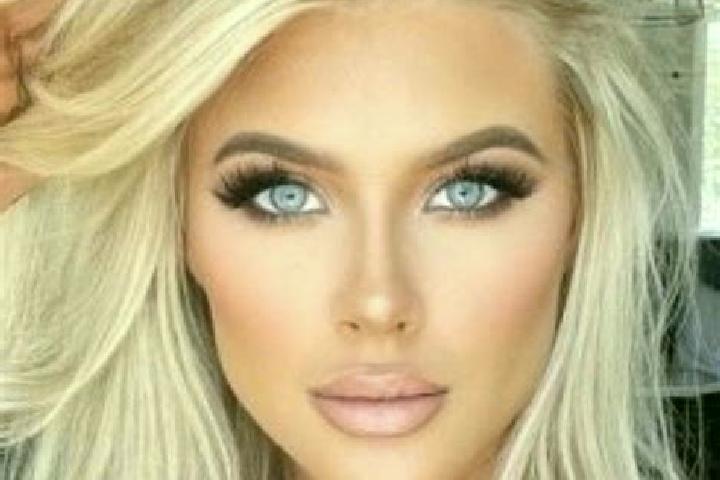 Harper, 39, a platinum blonde green-eyed mediterranean companion based in Vrouo. Offering Domination, GFE, Girlfriend Experience, A-Level, Prostate Massage. ...