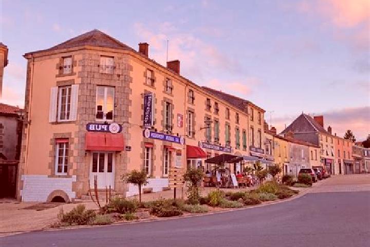 Harper, 39 — Escort in Les Epesses, France