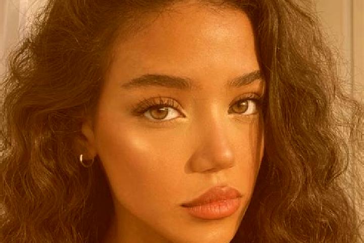 Hazel, 20, a black brown-eyed mediterranean companion based in Deori. Offering Girlfriend Experience, Tantra, 69. Available for incall and outcall, day and e...