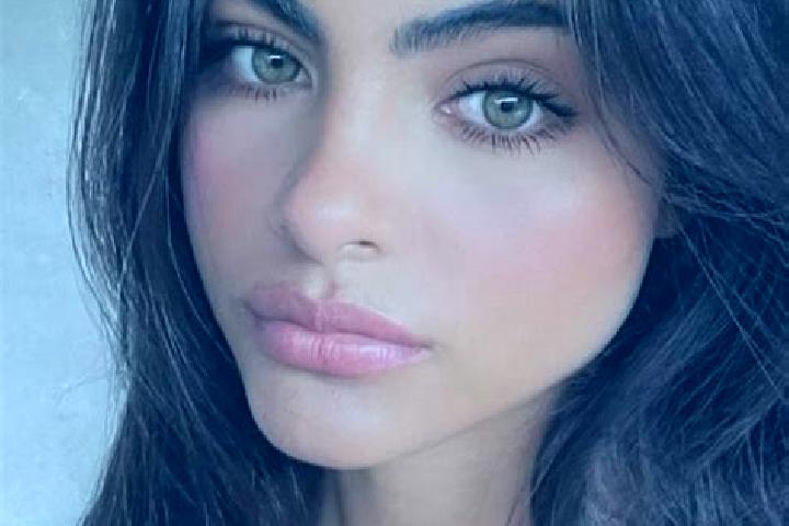 Hazel, 20, a black grey-eyed indian companion based in Pomerols. Offering Couples, Massage, Party Girl. Available for incall and outcall, day and evening dates.