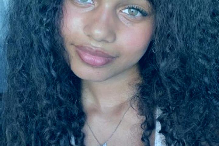 Hazel, 20, a black hazel-eyed mixed companion based in Ghent. Offering Striptease, GFE, Couples, 69, OWO. Available for incall and outcall, day and evening d...