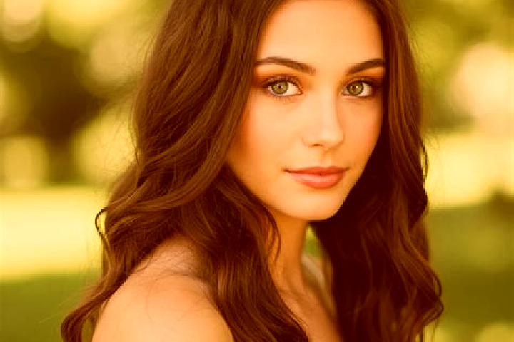 Hazel, 20, a brunette hazel-eyed latina companion based in N Ziagui. Offering Massage, Prostate Massage, 69. Available for incall and outcall, overnight book...