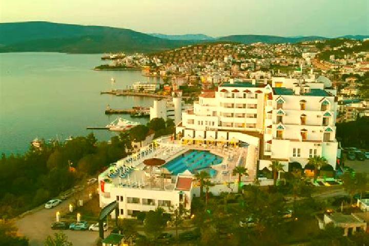 Hazel, 20 — Escort in Guevercinlik, Turkey