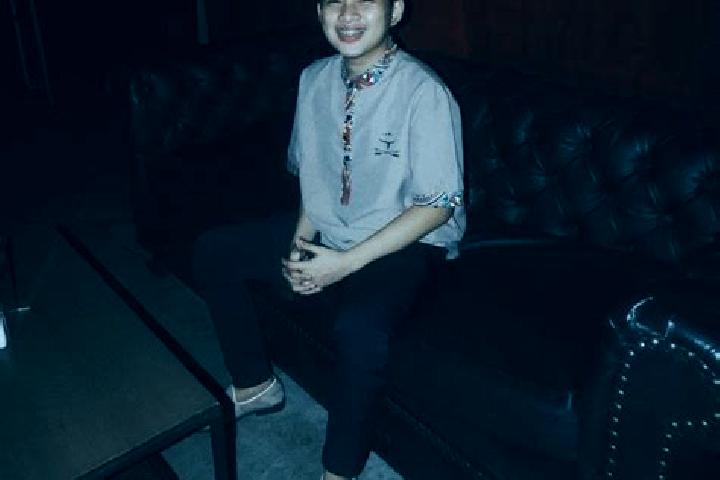 Hazel, 20 — Escort in Kenjo Krajan, Indonesia