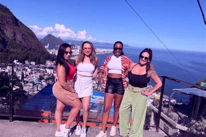 Hazel, 20 — Escort in Laje, Brazil