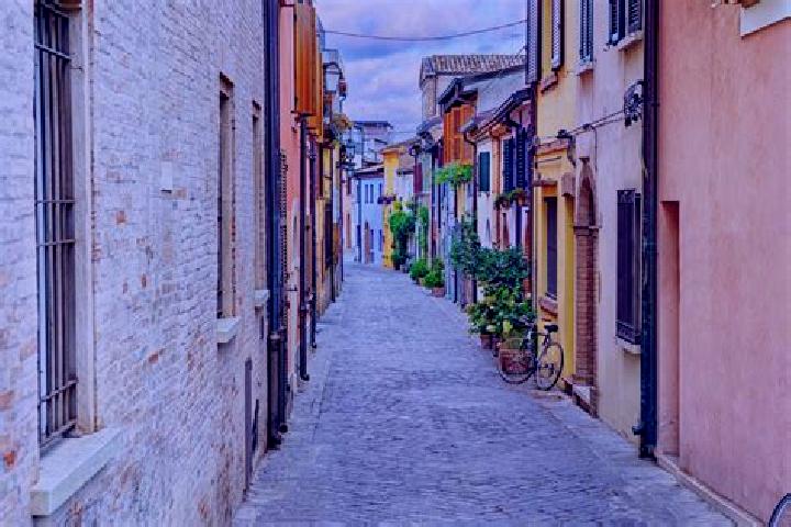 Hazel, 20 — Escort in San Giuliano Nuovo, Italy