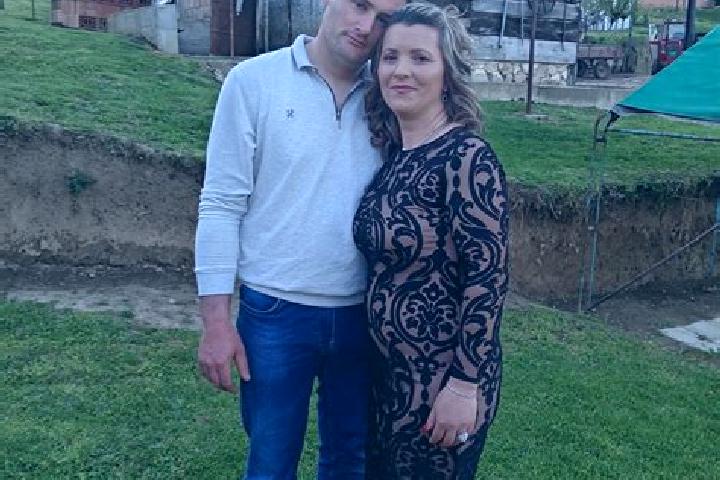 Hazel, 20 — Escort in Uzvece, Serbia
