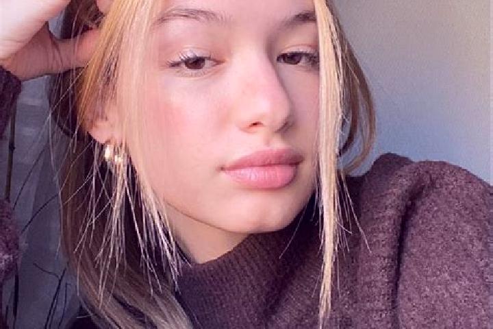 Hazel, 21, a blonde brown-eyed caribbean companion based in Simpang. Offering OWO, 69, GFE, Deep French Kissing. Available for incall and outcall, overnight ...