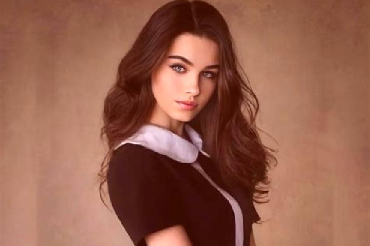 Hazel, 21, a brunette grey-eyed slavic companion based in Moustey. Offering CIM, BDSM, Roleplay. Available for incall and outcall, overnight bookings available.