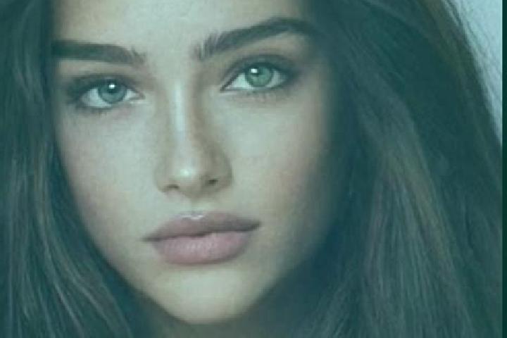 Hazel, 21, a chestnut grey-eyed caucasian companion based in Dienedian. Offering GFE, Prostate Massage, CIM, Couples. Available for incall and outcall, overn...