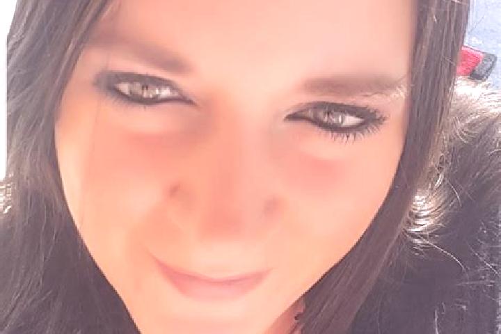 Hazel, 21 — Escort in Caledon, Canada
