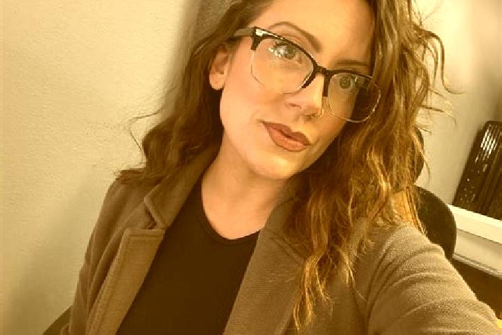 Hazel, 21 — Escort in Camanche Village, United States