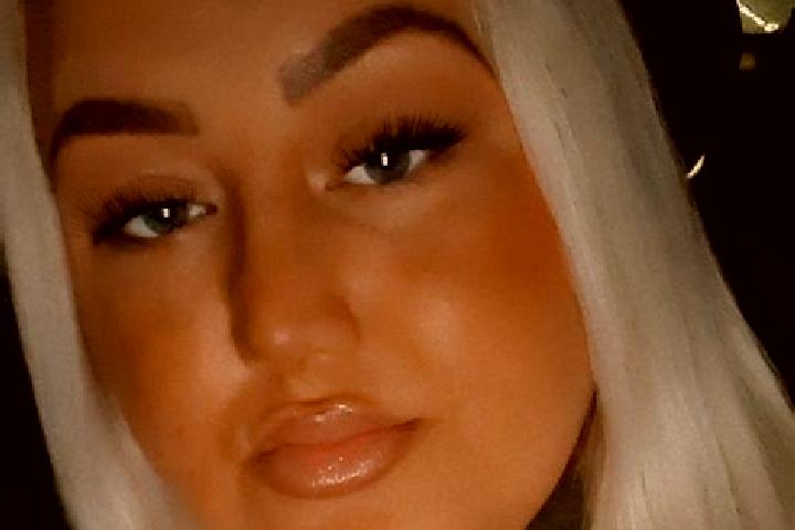 Hazel, 21 — Escort in Halewood, United Kingdom